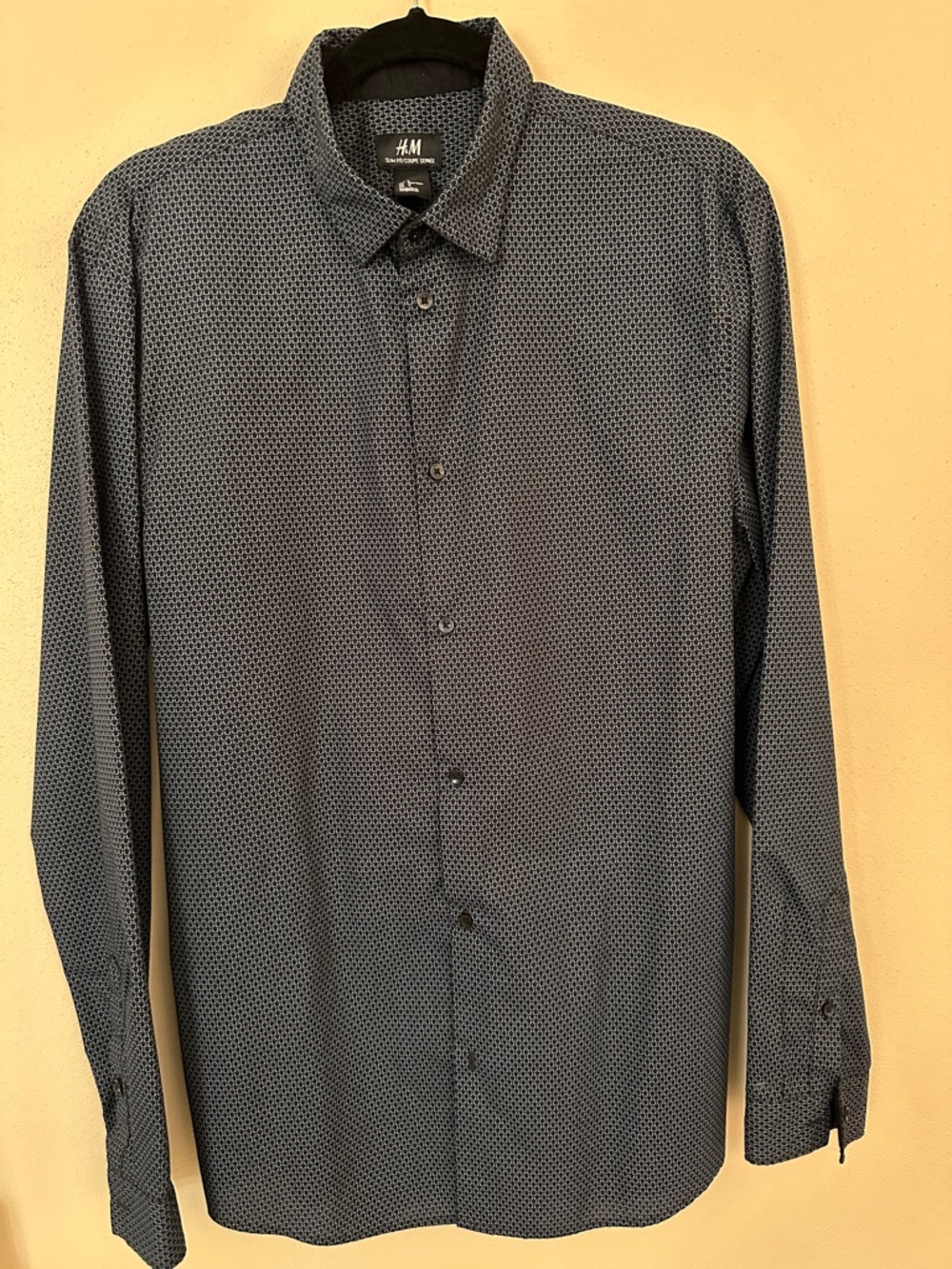 H&M Men’s Navy Micro-Pattern Button-Down Shirt
